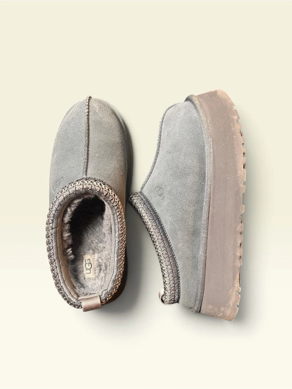 UGG tazz ii